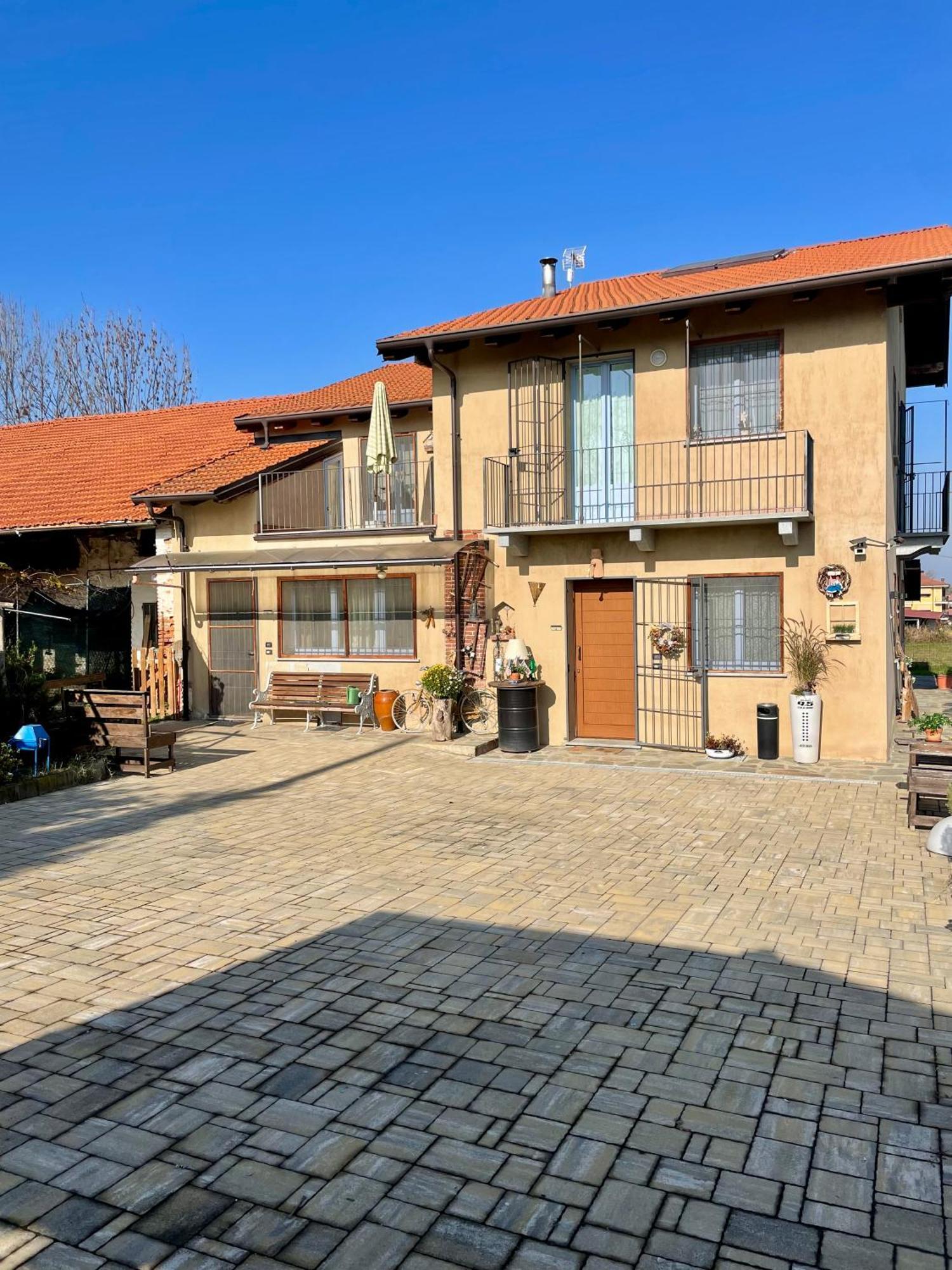 B & B La Ca' Di Massuc Peveragno Bagian luar foto